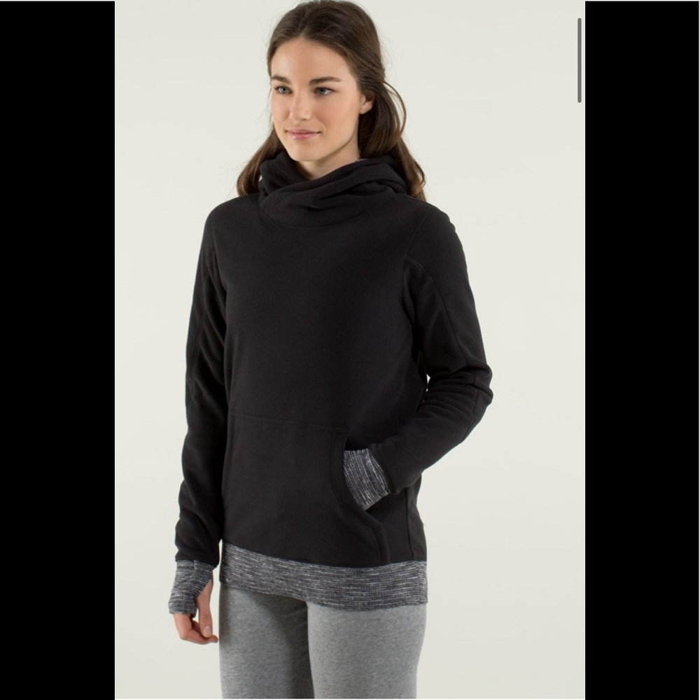 Lululemon Runaway Fleece
Black / Coco Pique Black